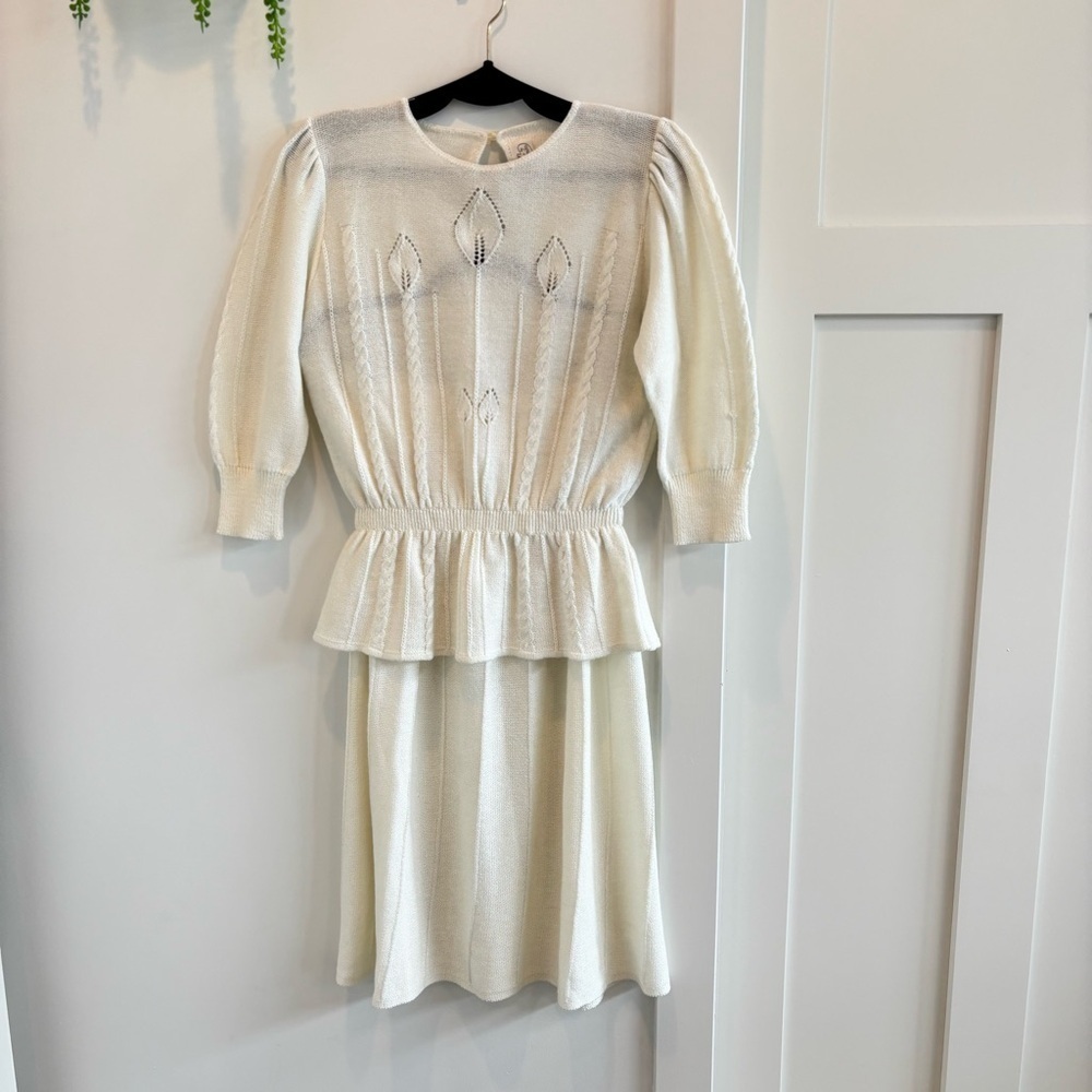 Vintage 70's Savion by Ignacy Feuer Cream Women's Knit Skirt Set Peplum Size 10
